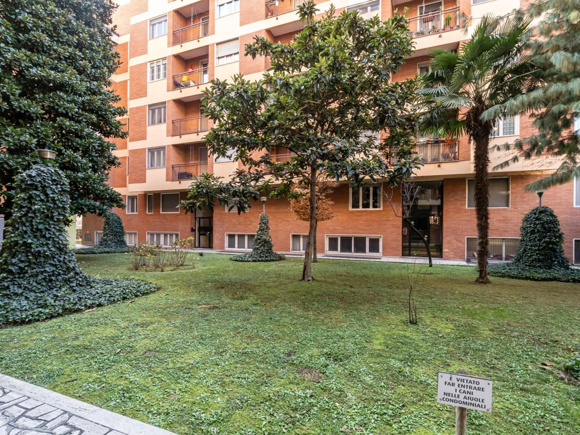 Rogoredo Balcony *